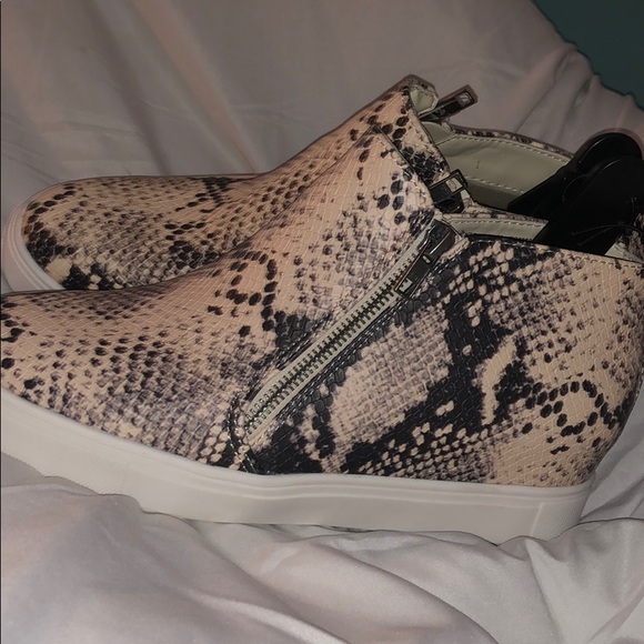 Wedges New with tags - Picture 5 of 15